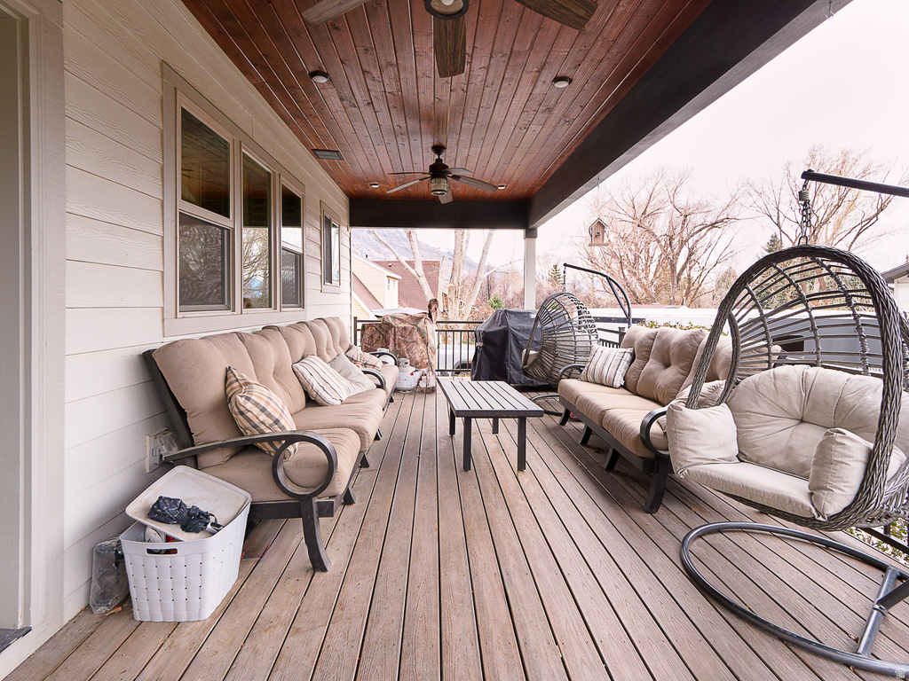 4287 W MANILA DR Cedar Hills, UT 84062