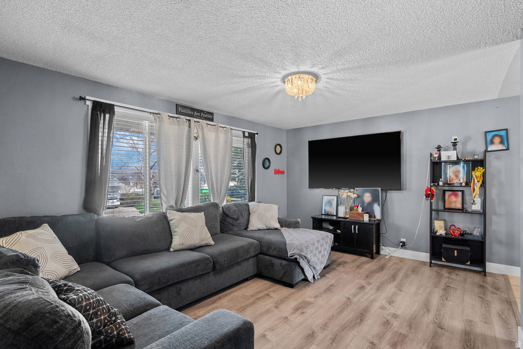 5353 W PEGGY LN West Valley City, UT 84120