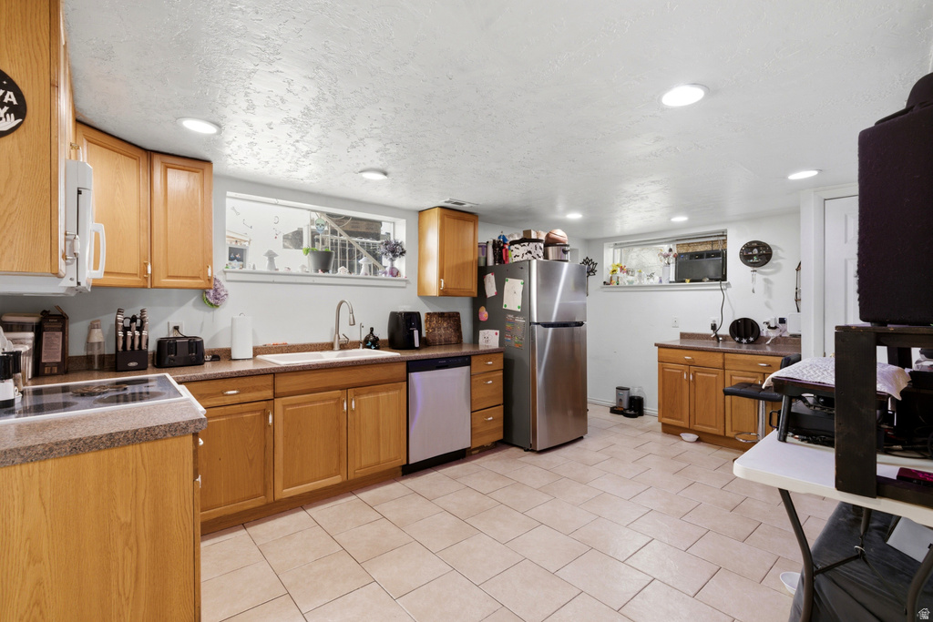 1060 E SULLIVAN RD Ogden, UT 84403