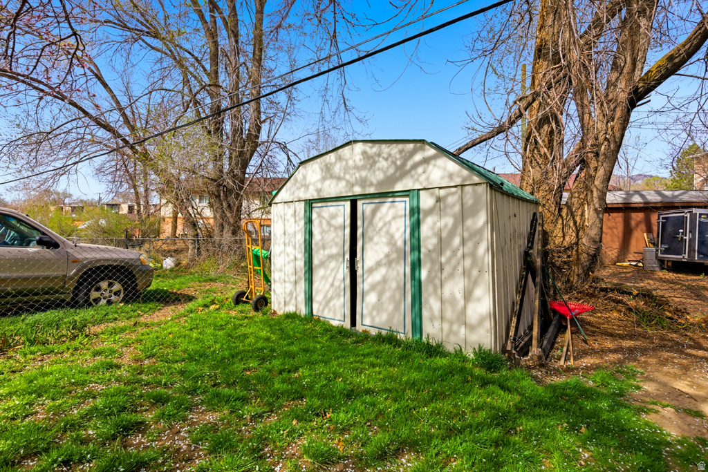 1060 E SULLIVAN RD Ogden, UT 84403