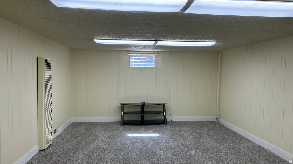 2084 ROBINS AVE Ogden, UT 84401