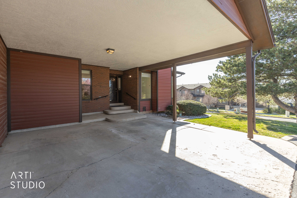 1303 E 2025 S Ogden, UT 84401