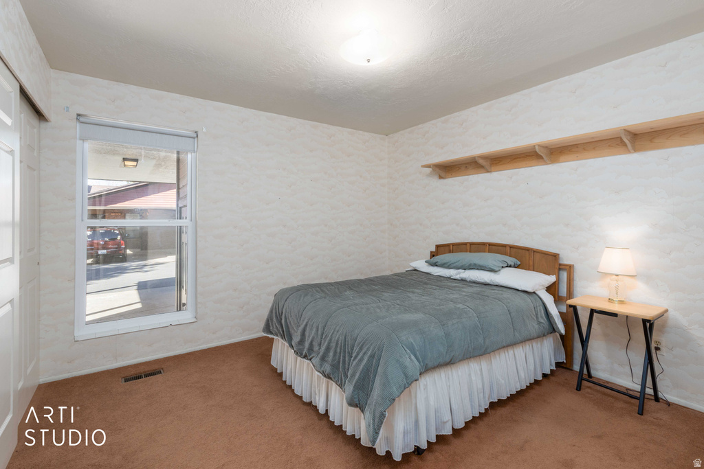 1303 E 2025 S Ogden, UT 84401