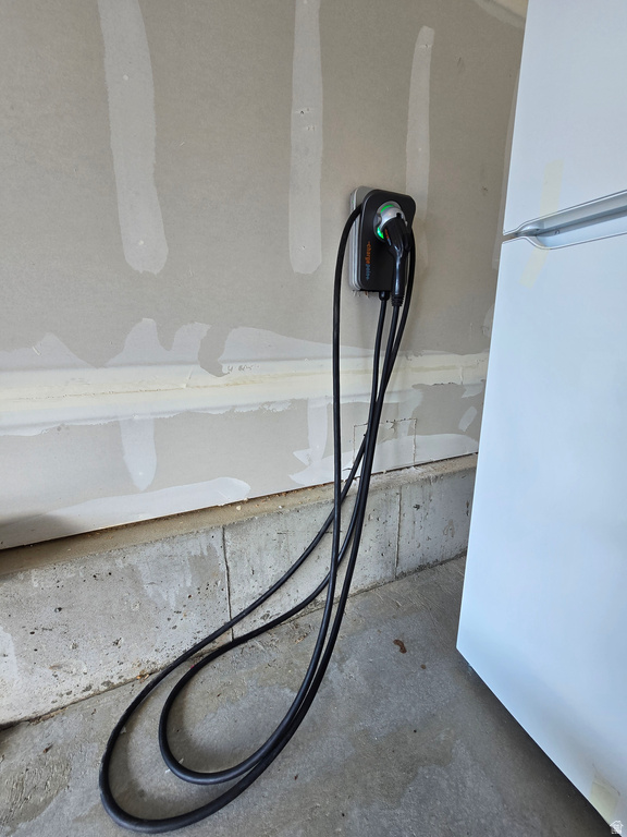 26 N WAYNE WAY Grantsville, UT 84029