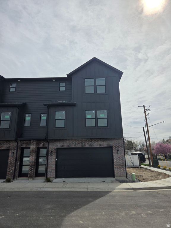 314 E WOODSCAPE WAY Sandy, UT 84047