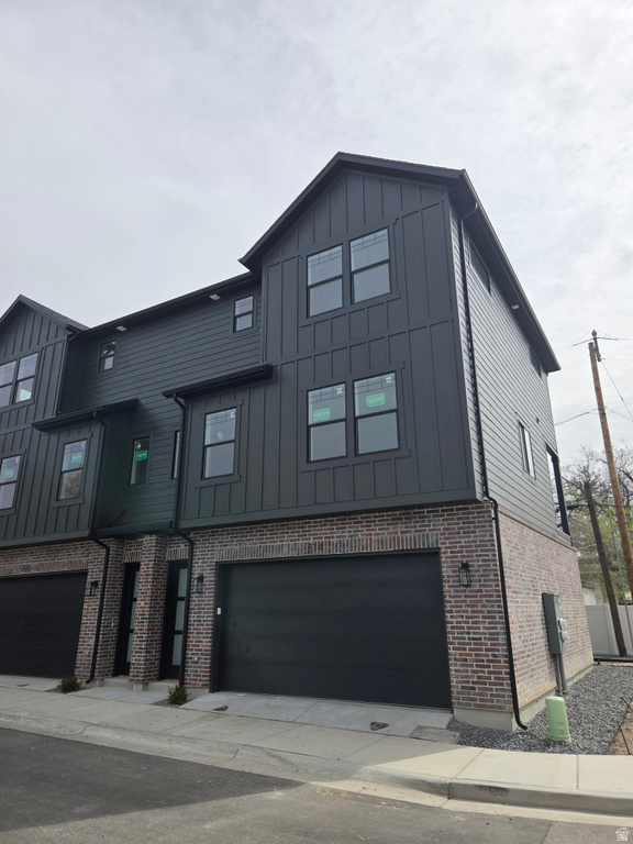 314 E WOODSCAPE WAY Sandy, UT 84047