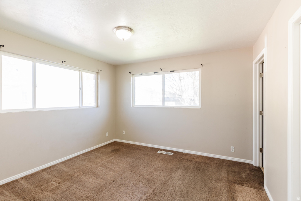 584 S 300 W Logan, UT 84321