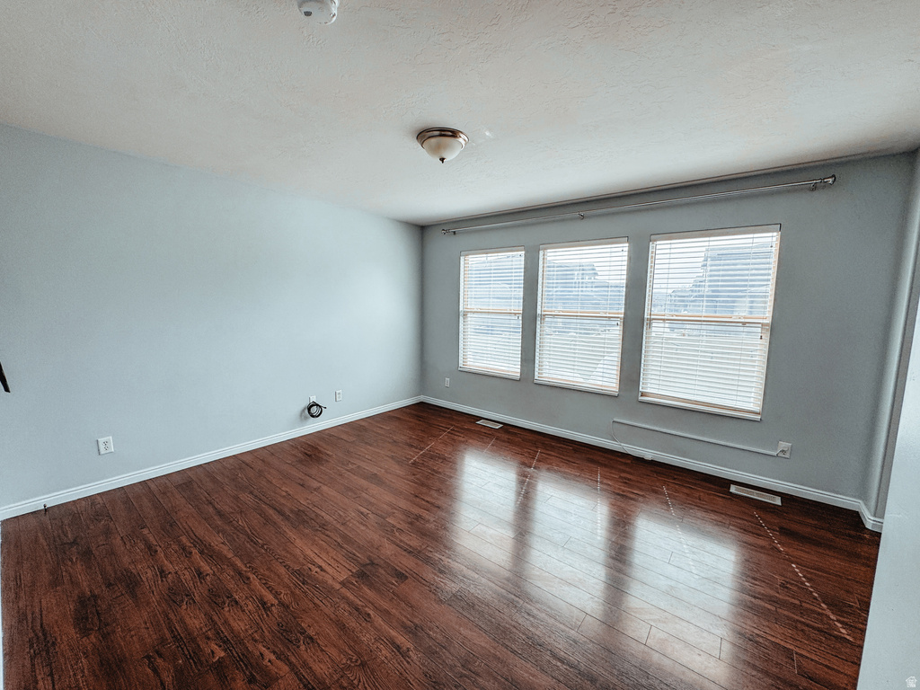 563 W BOUNTIFUL WAY Saratoga Springs, UT 84045