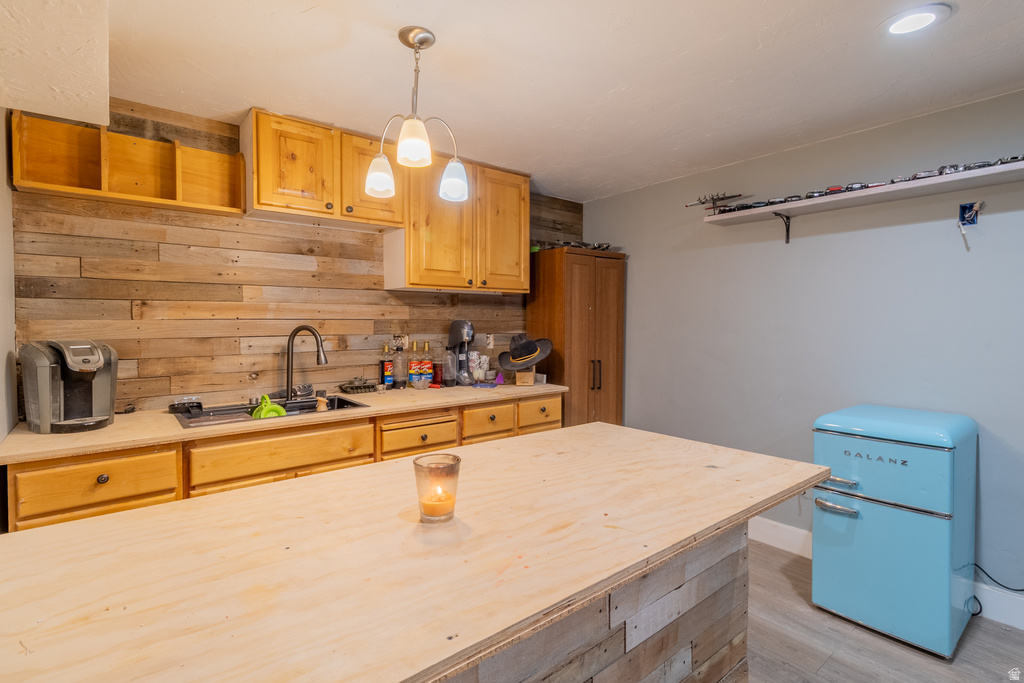 2883 W 4275 S Roy, UT 84067