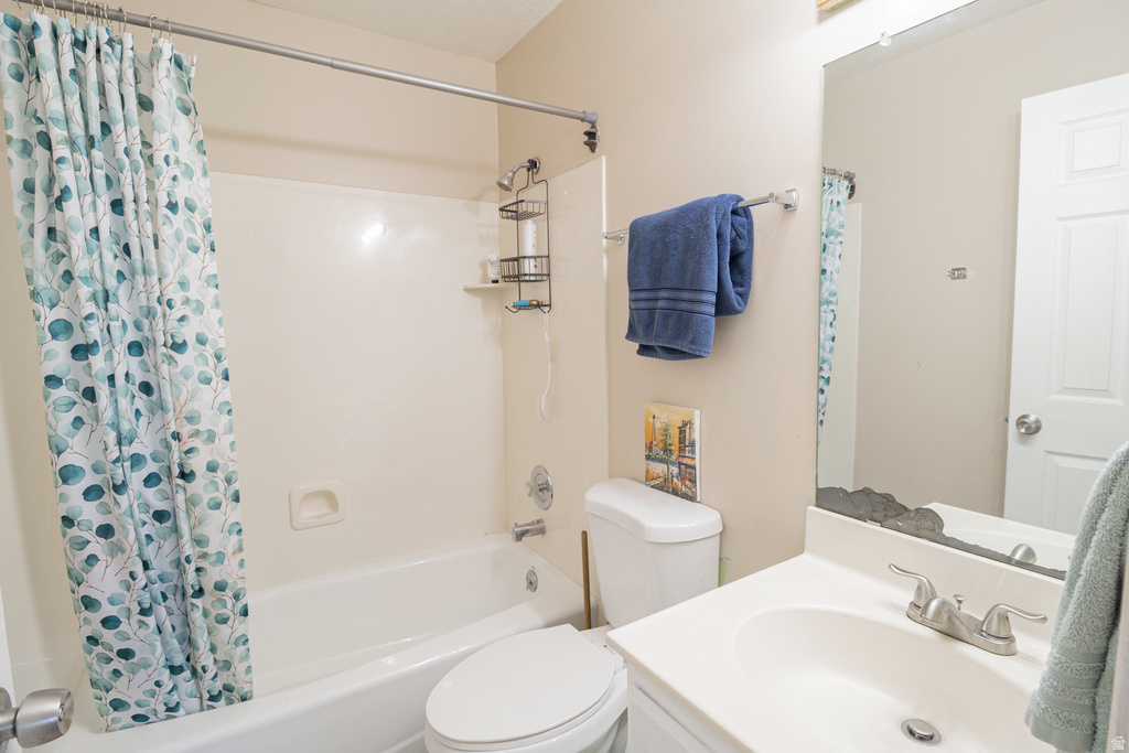 2883 W 4275 S Roy, UT 84067