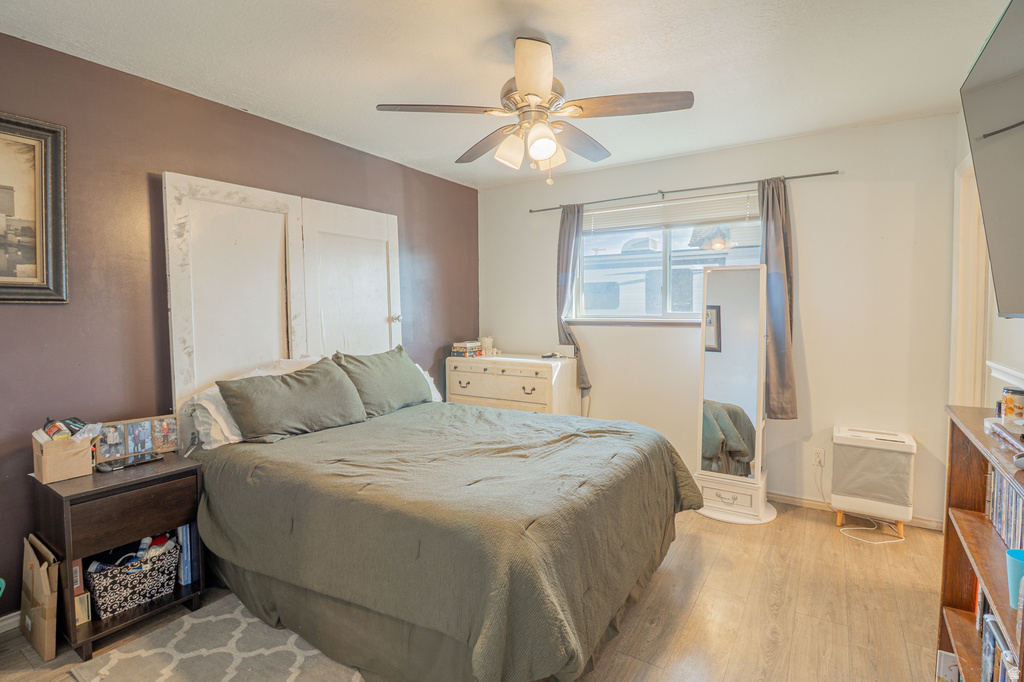 2883 W 4275 S Roy, UT 84067