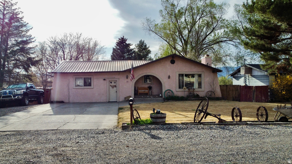 154 S 300 E Monroe, UT 84754