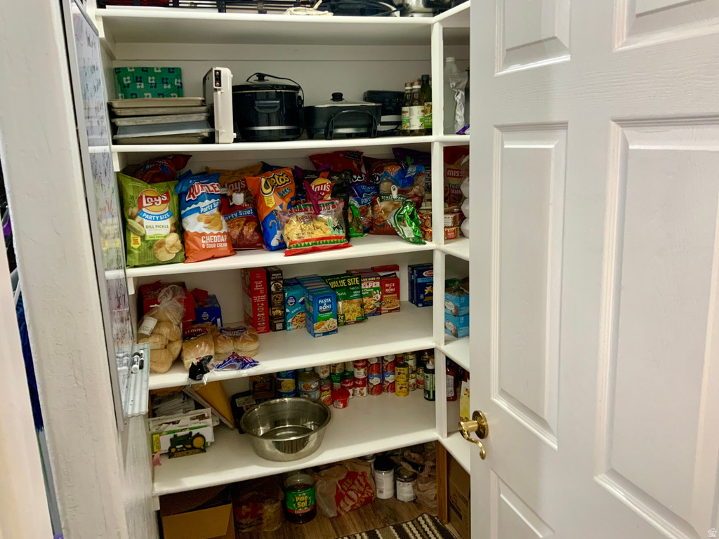 154 S 300 E Monroe, UT 84754