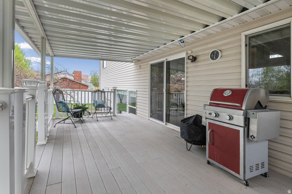 2345 S MAIN ST Clearfield, UT 84015