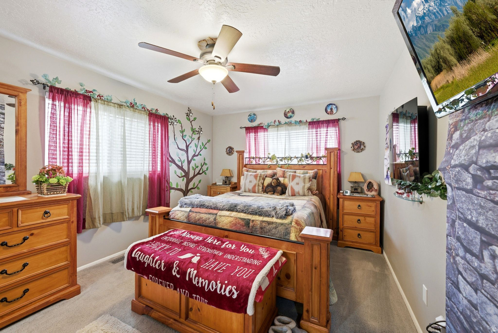 1582 N EMERALD DR Layton, UT 84040