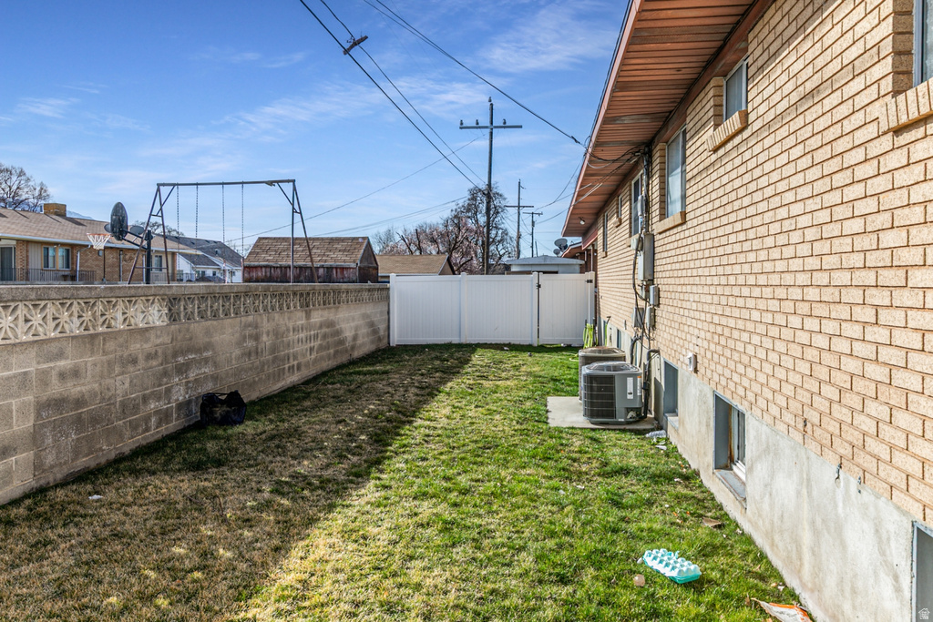 254 W PIONEER CIR Midvale, UT 84047