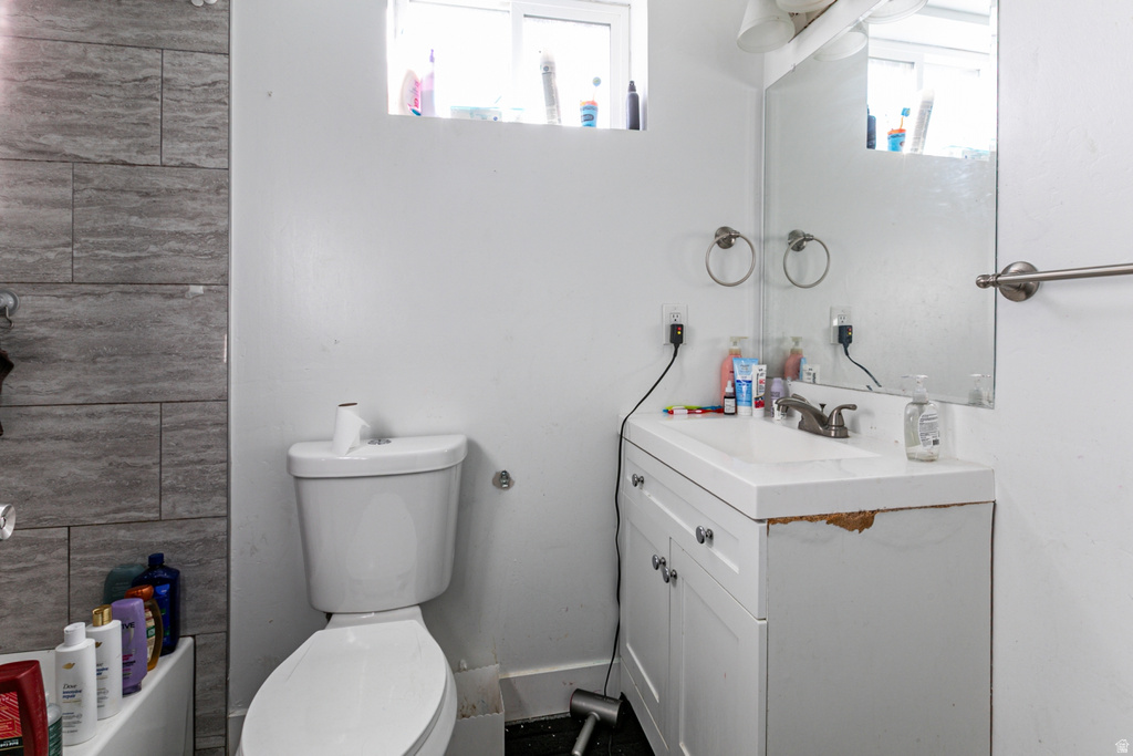 254 W PIONEER CIR Midvale, UT 84047