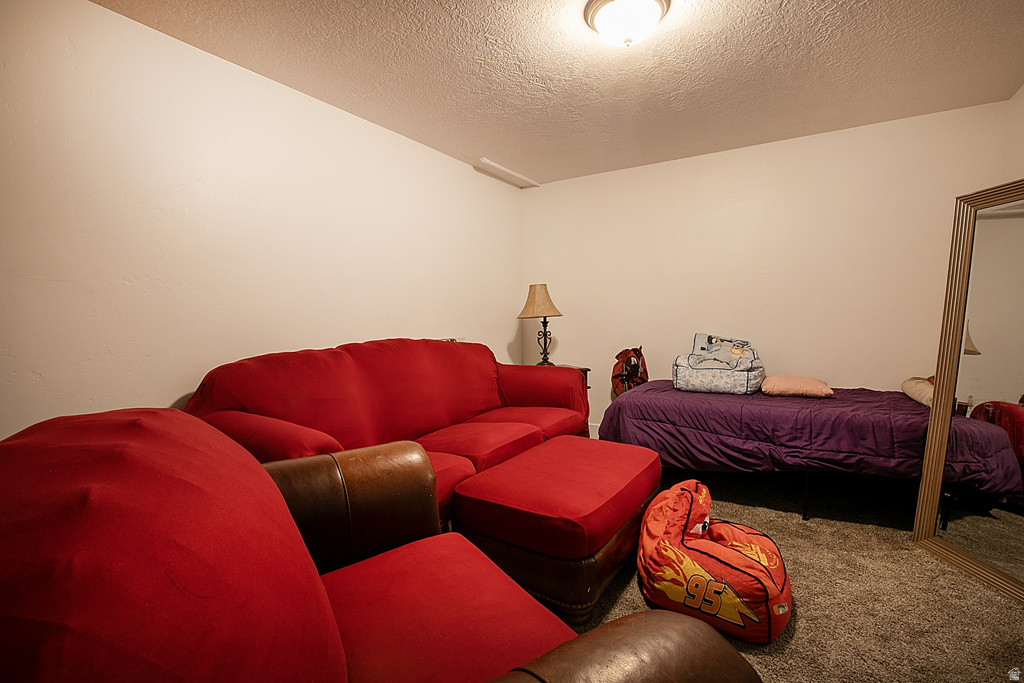 254 W PIONEER CIR Midvale, UT 84047