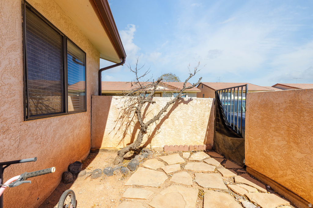 1075 N 1400 W #37 St George, UT 84770