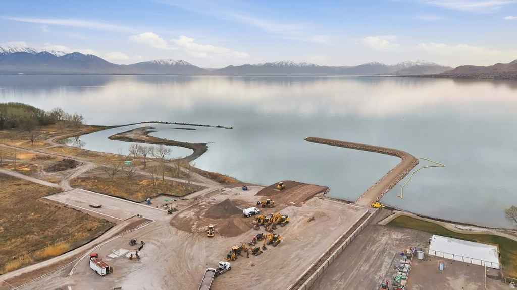 1114 E YARD ROW Saratoga Springs, UT 84045