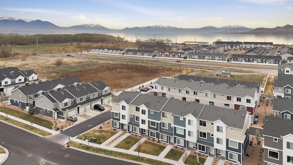 1114 E YARD ROW Saratoga Springs, UT 84045