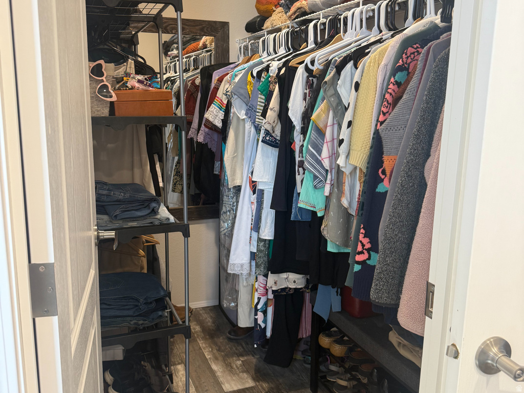 704 E PINE ST Wellington, UT 84542