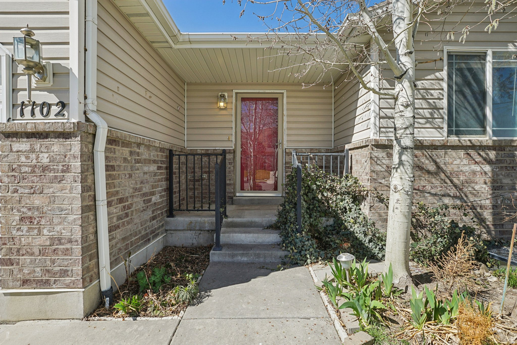 1102 S 970 W Tooele, UT 84074