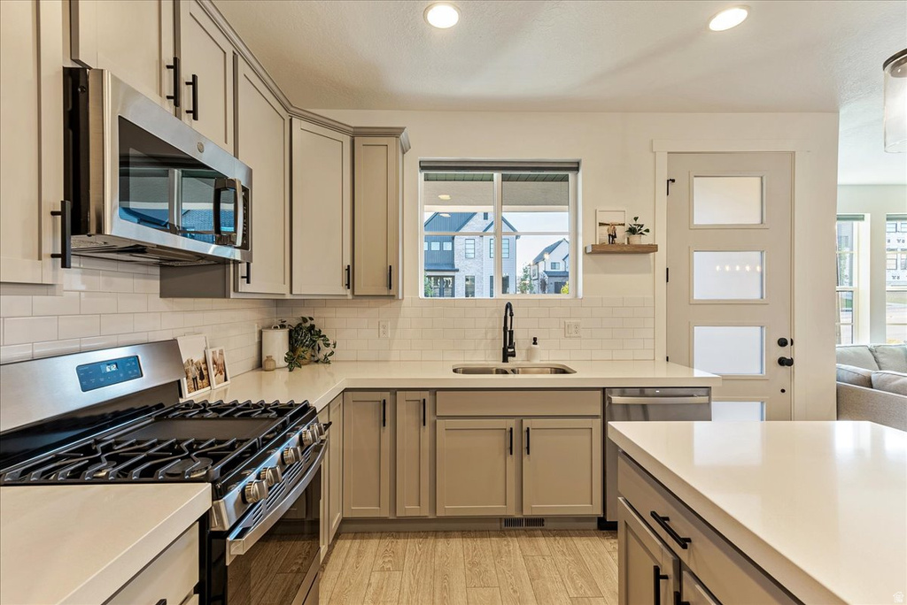 4392 W BERGEN LN Lehi, UT 84043