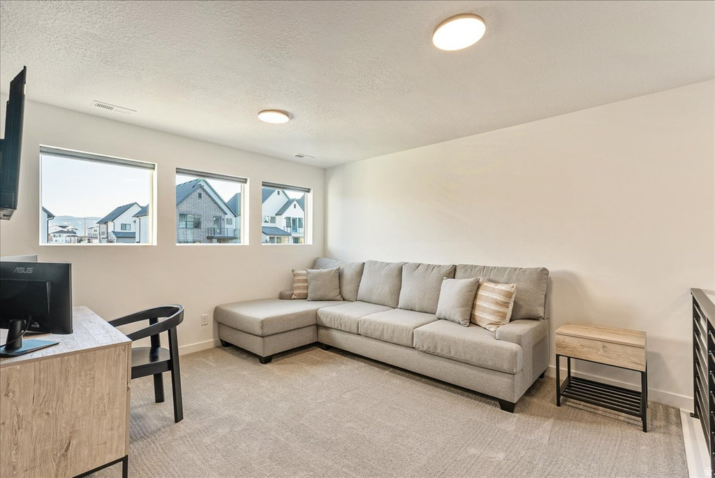 4392 W BERGEN LN Lehi, UT 84043