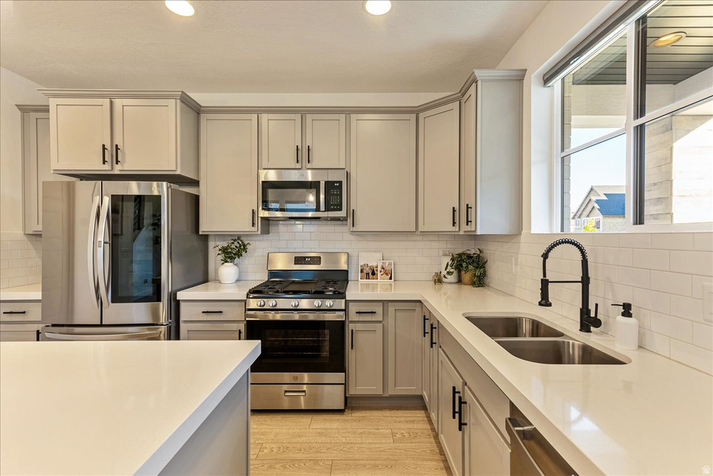 4392 W BERGEN LN Lehi, UT 84043