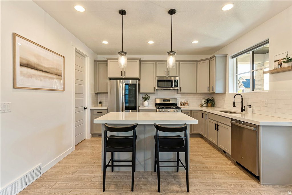 4392 W BERGEN LN Lehi, UT 84043