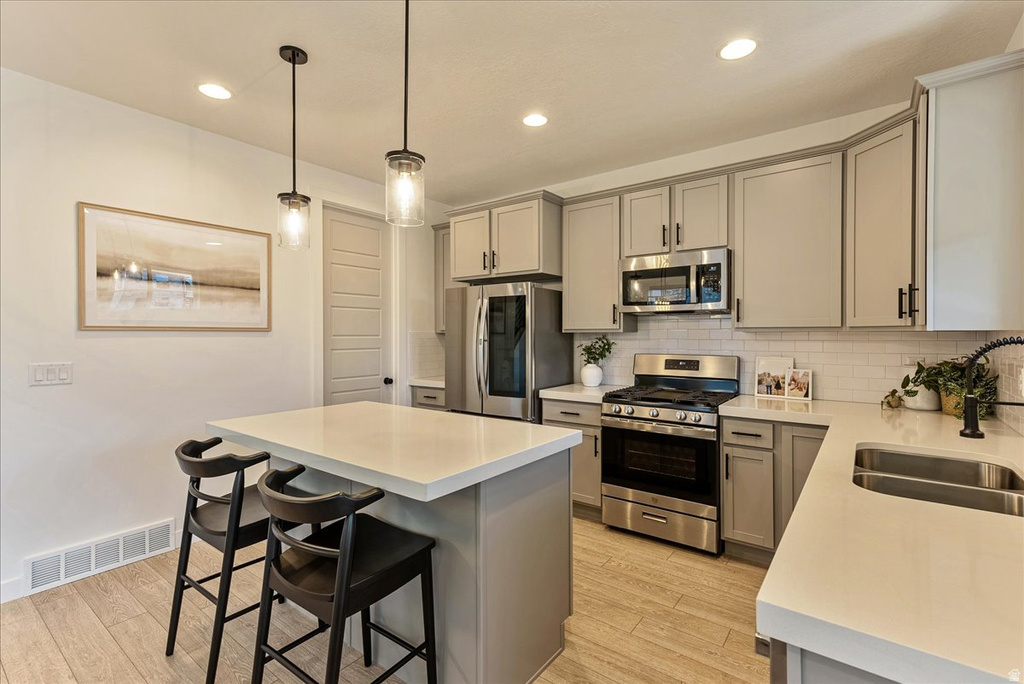 4392 W BERGEN LN Lehi, UT 84043