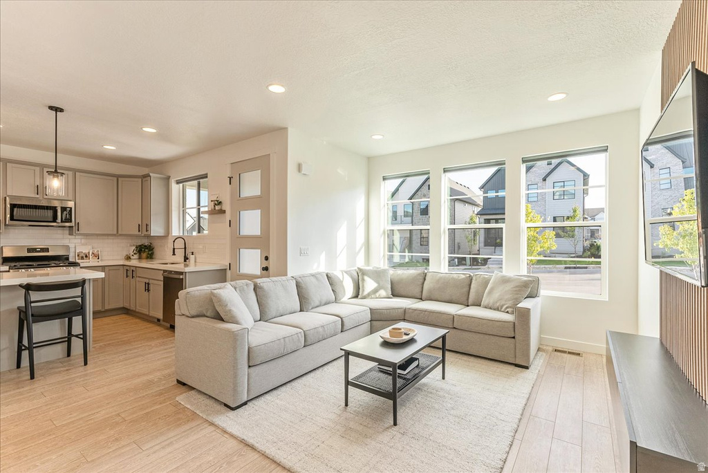 4392 W BERGEN LN Lehi, UT 84043