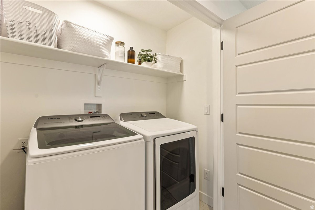 4392 W BERGEN LN Lehi, UT 84043