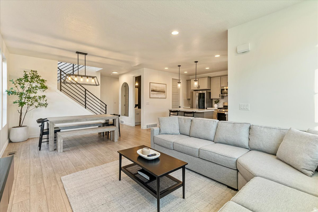 4392 W BERGEN LN Lehi, UT 84043