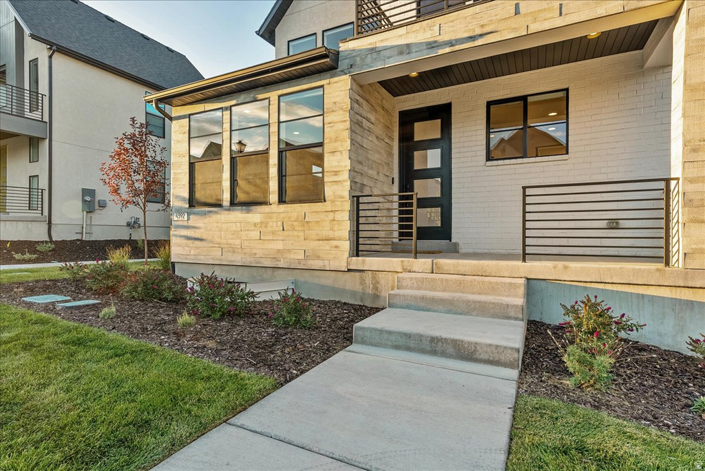 4392 W BERGEN LN Lehi, UT 84043