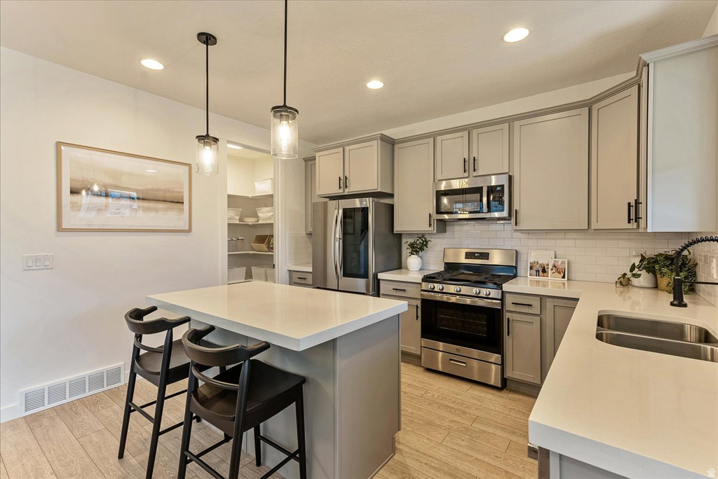 4392 W BERGEN LN Lehi, UT 84043