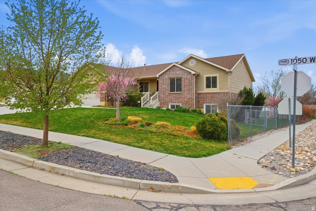 2632 S 1050 W Perry, UT 84302