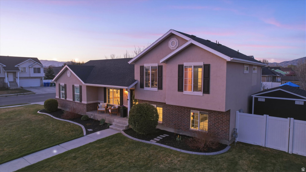 782 W 975 S Lehi, UT 84043