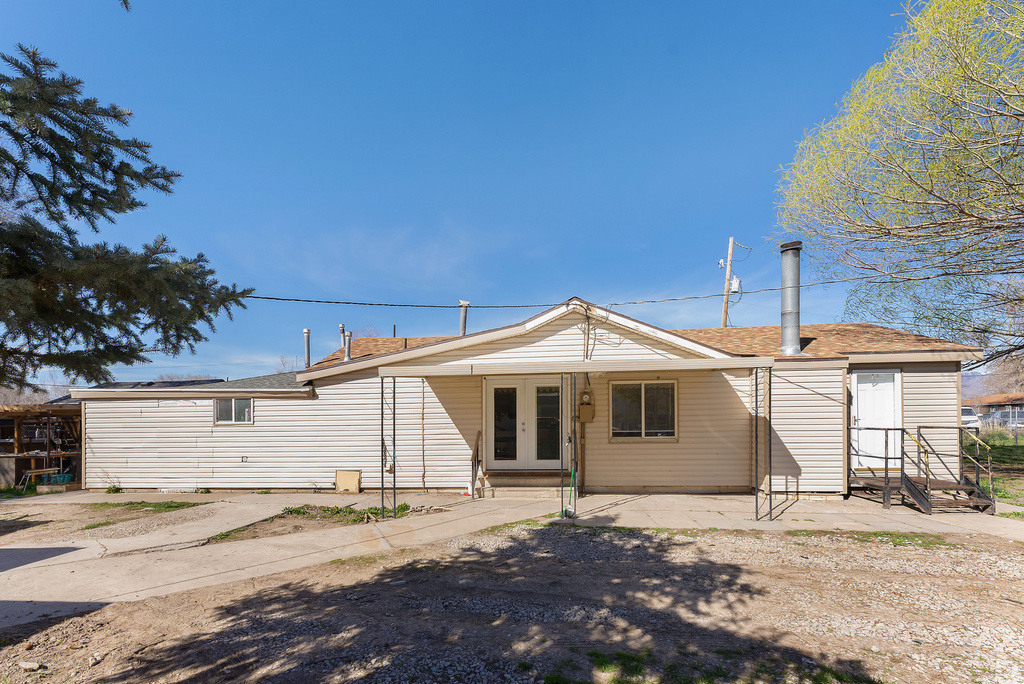 2504 S CHESTERFIELD ST West Valley City, UT 84119