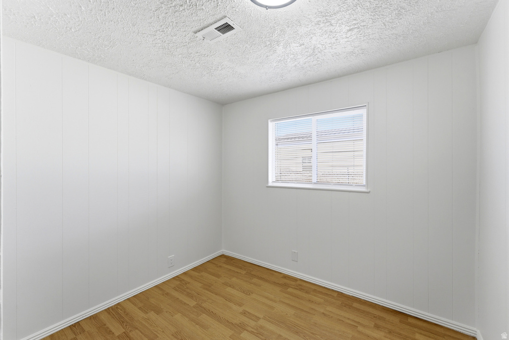 2504 S CHESTERFIELD ST West Valley City, UT 84119