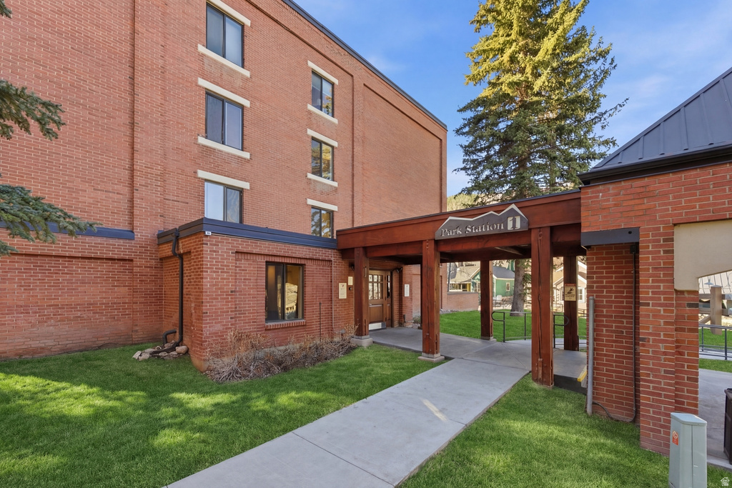 950 PARK AVE #111 Park City, UT 84060