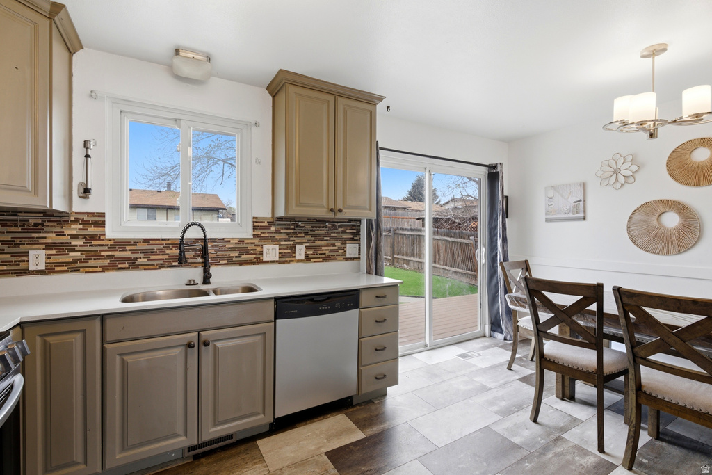 5419 W WESTSLOPE DR Salt Lake City, UT 84118