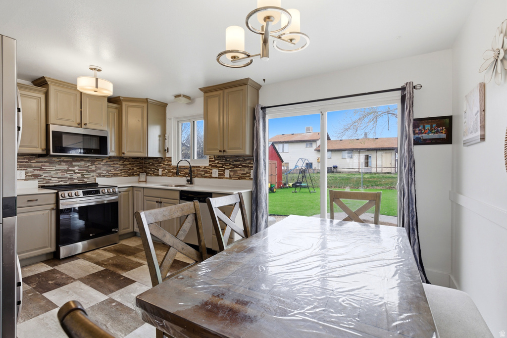 5419 W WESTSLOPE DR Salt Lake City, UT 84118