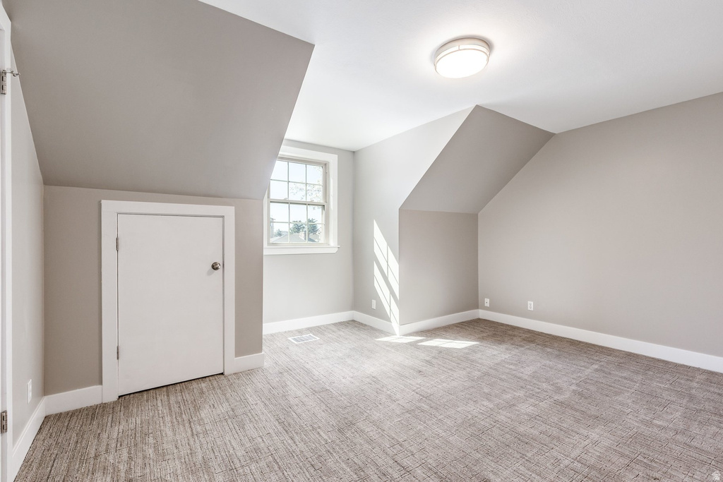 2543 E CLIFF SWALLOW DR Sandy, UT 84093