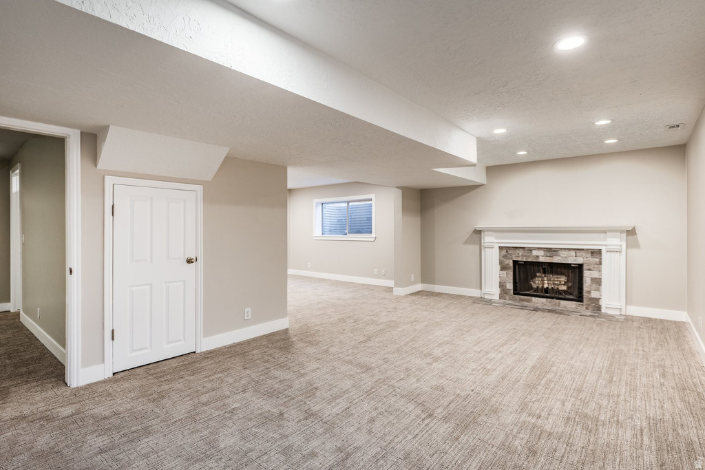 2543 E CLIFF SWALLOW DR Sandy, UT 84093