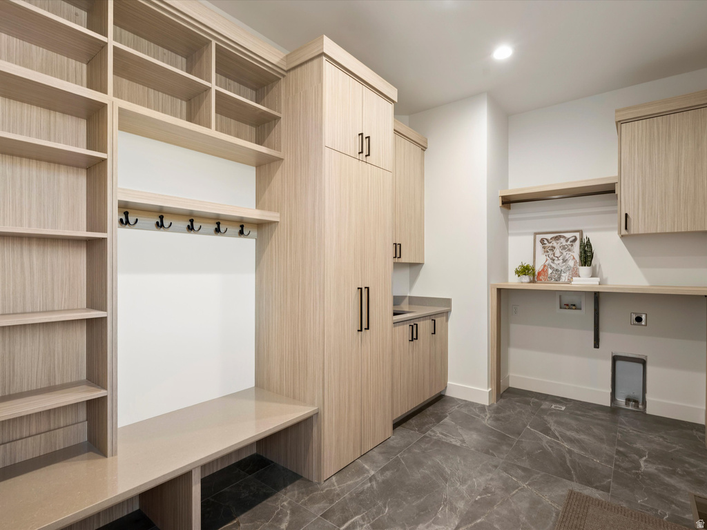 7554 E DOGWOOD DR Huntsville, UT 84317