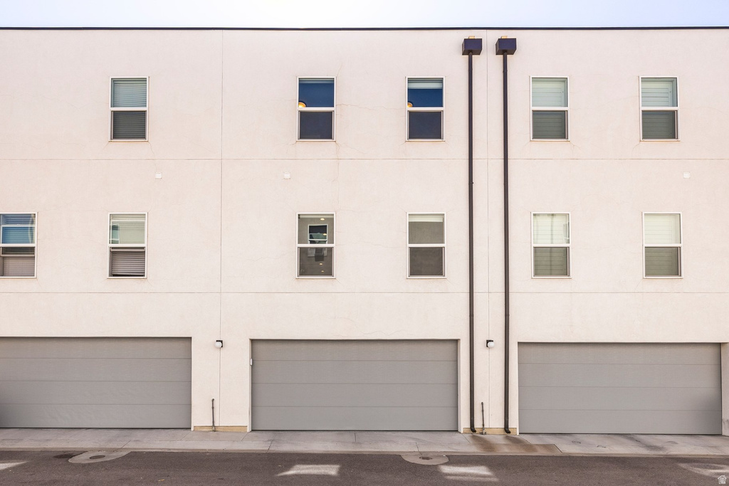 620 N ORCHARD DR #30 North Salt Lake, UT 84010