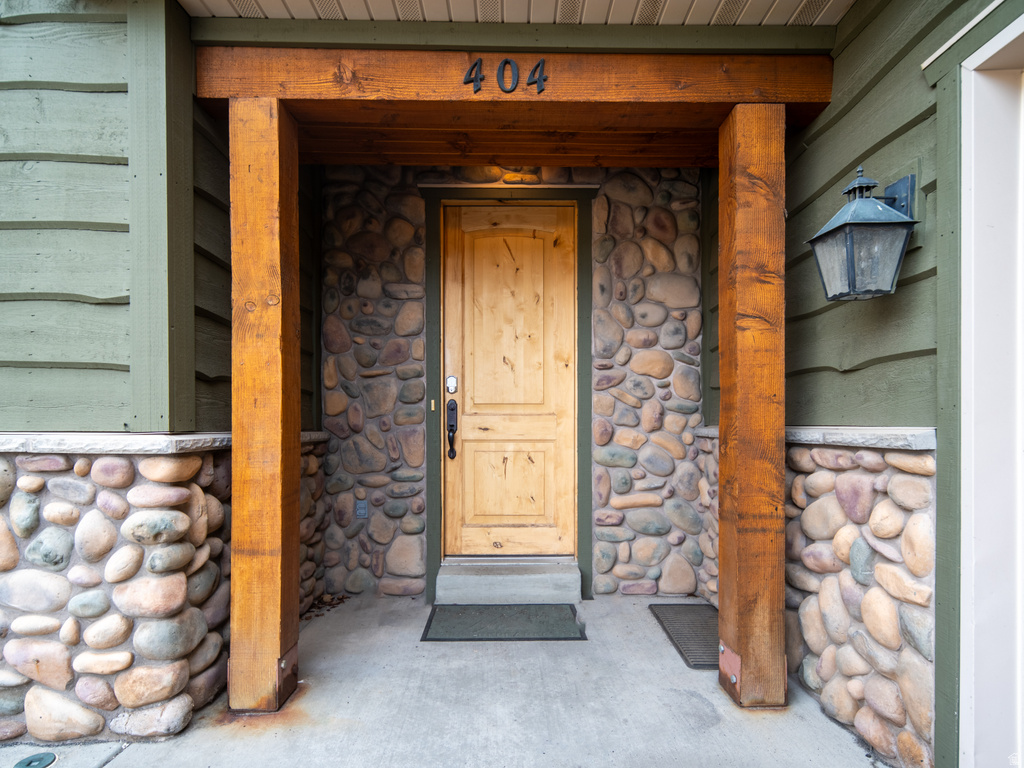 5184 E FAIRVIEW LOOP C404 Eden, UT 84310