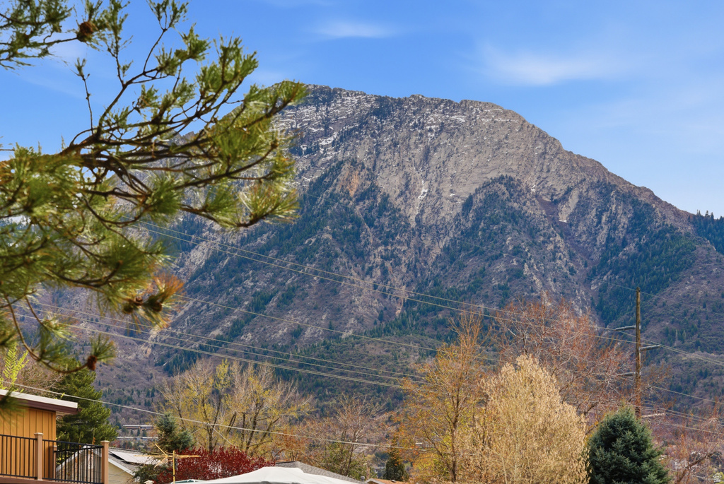 3270 E MAJESTIC DR Salt Lake City, UT 84124